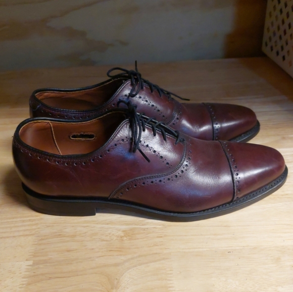 Allen Edmonds Hale Cap Toe Lace Up Oxfords Dress Shoes Burnished Burgundy 9B - Picture 2 of 6